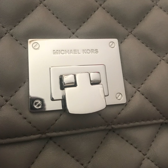 Michael Kors Handbag - Picture 5 of 8